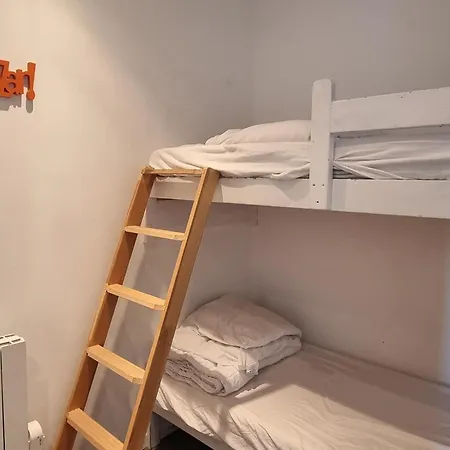 Renove Au Pied Des Pistes Avec Balcon Et Tv - Fr-1-181-2573 La Plagne